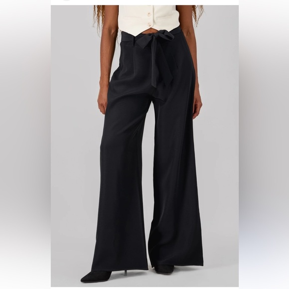 Women’s Nicole Miller Brand Black Dress Pants - Picture 2 of 5